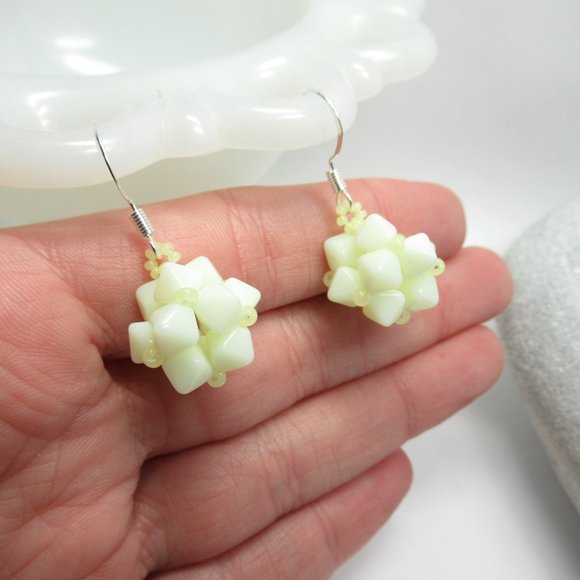 Czech Uranium glass beaded bead earrings - Picture 2 of 15